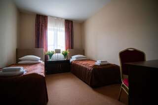 Отель Hotel Marina Nielisz Двухместный номер с 1 кроватью или 2 отдельными кроватями-2